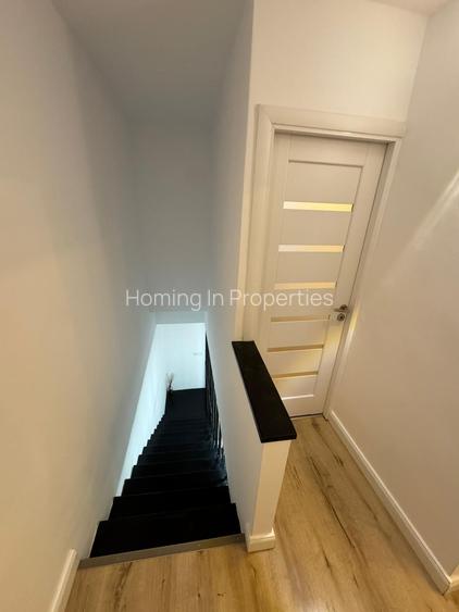 Duplex 3 Camere cu vedere spre Sala Palatului RO+EN - 11