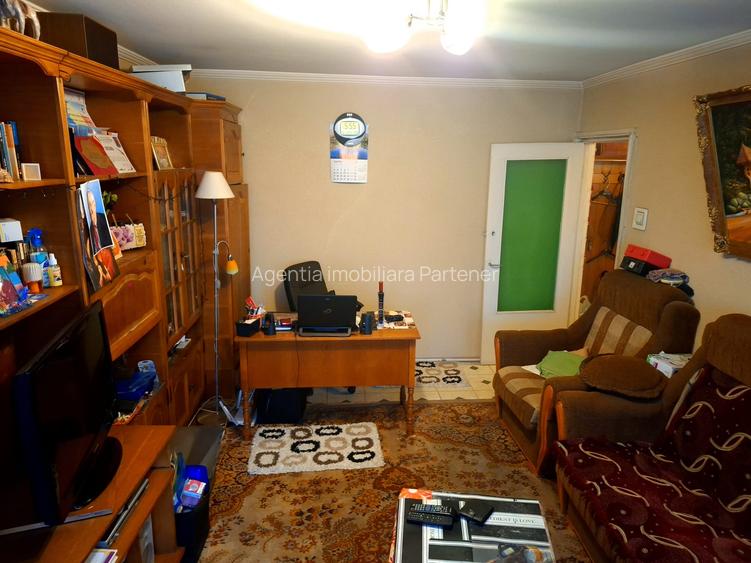 3 camere Exercițiu , Decomandat / LIBER , Amplasament DEOSEBIT / finisaje clasic - 4