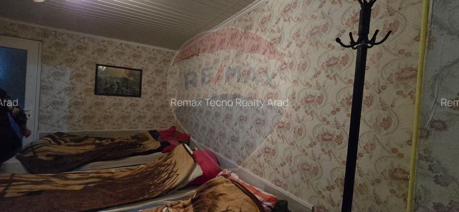 PENSIUNE IN CHISINEU CRIS - 4