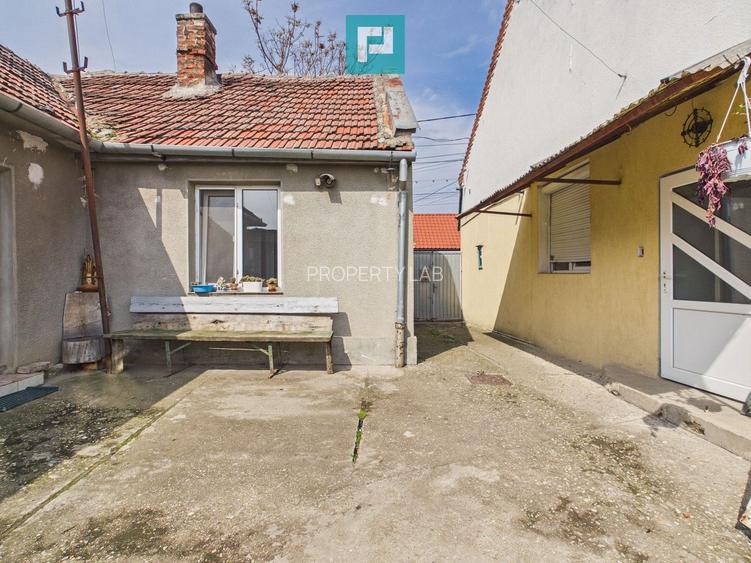 2 case separate + curte 1400 mp – Zona Dâmbovița - 17