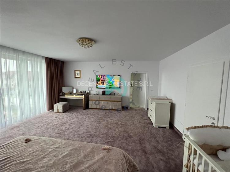 Casa spatioasa , intrare Izvor, Brasov - 25