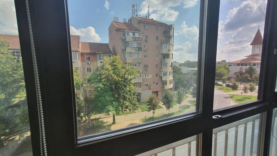 Apartament extrem de spatios, bine pozitionat, bloc cu lift - 4