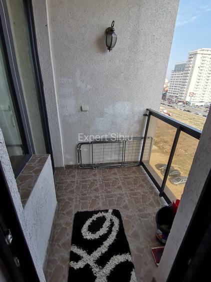 INCHIRIEZ apartament 2 camere,recent renovat,zona Mihai Viteazul - 10