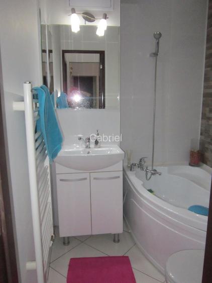 Apartament 4 camere decomandat, complet mobilat și utilat, 84 mp, etaj 1, Rovine - 11