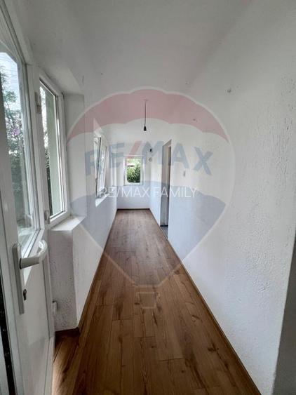 Casă / Vilă cu 5 camere de vânzare - 4