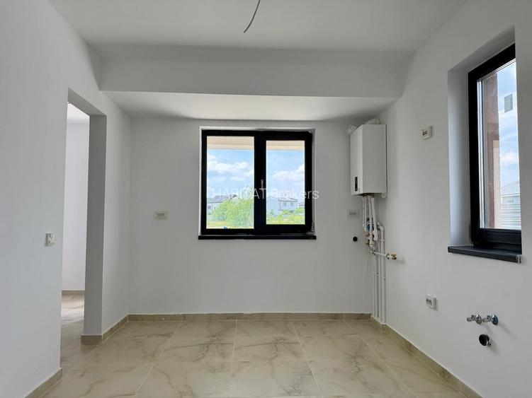 Vilă duplex modernă P+1 cu curte proprie | Otopeni - 11
