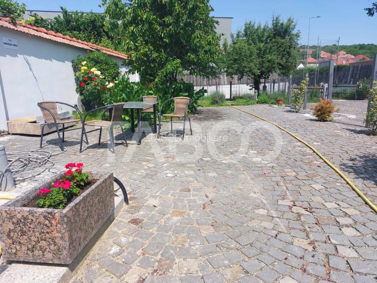 Casa de vanzare care poate fi caminul tau dar si afacerea ta Cisnadie - 34