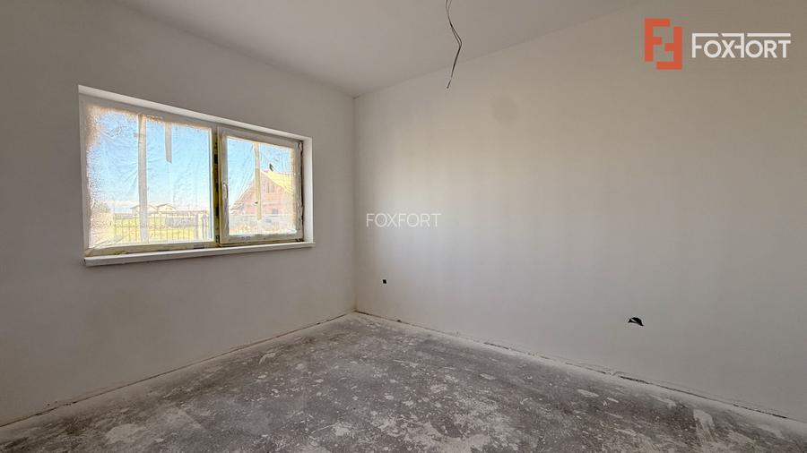 Duplex de vanzare, 3 camere pe parter + pod - Mosnita Veche - 6
