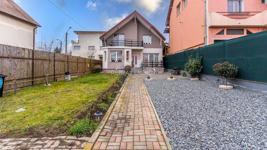 Casă cu 5 camere de vânzare || 400 MP teren || Someseni - 21