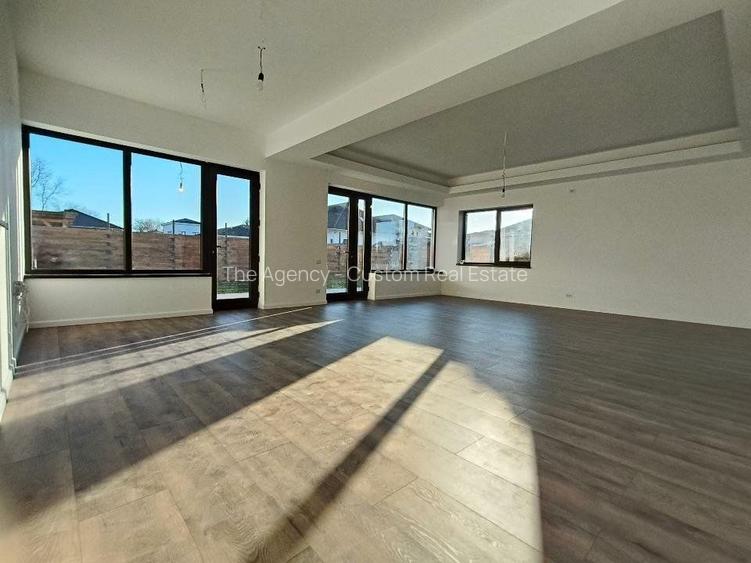 Casa individuala + Casa de oaspeti - 5+2 camere - Corbeanca, Central - 8