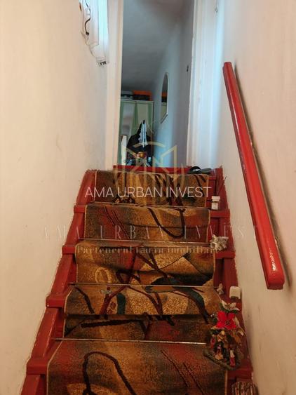 Tepes Voda Hala Traian casa 2 camere 47 mp , curte libera 25 mp, 68000 eur - 4