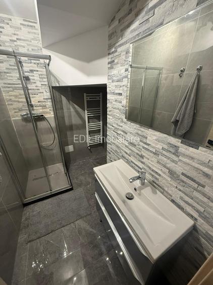 Apartament de închiriat, 3 camere, 55 mp, Piața Mihai Viteazul - 9