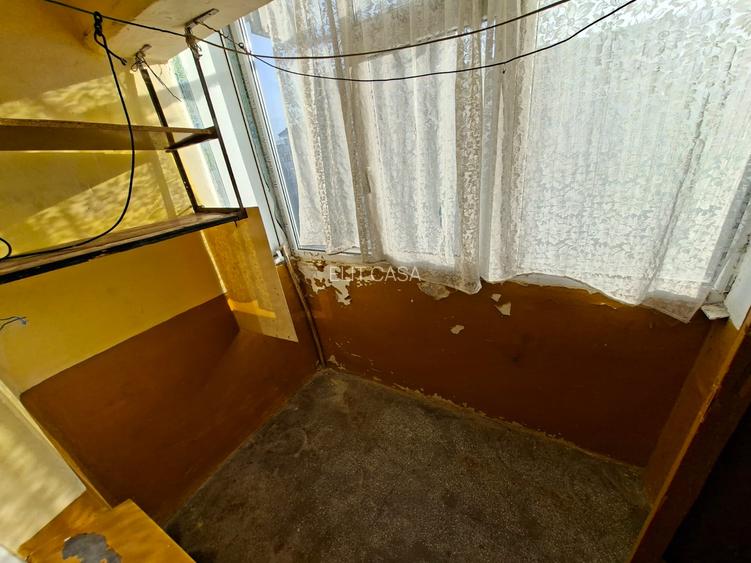 Apartament cu 2 camere decomandat, etaj 3/8, zona Dacia - 5