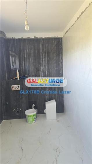 LAC MOGOSOAIA, LANGA PADURE - 16