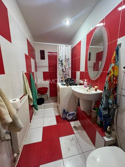 Apartament 2 camere - 54 mp utili -  Zona Scoala Nr 2 - - 2