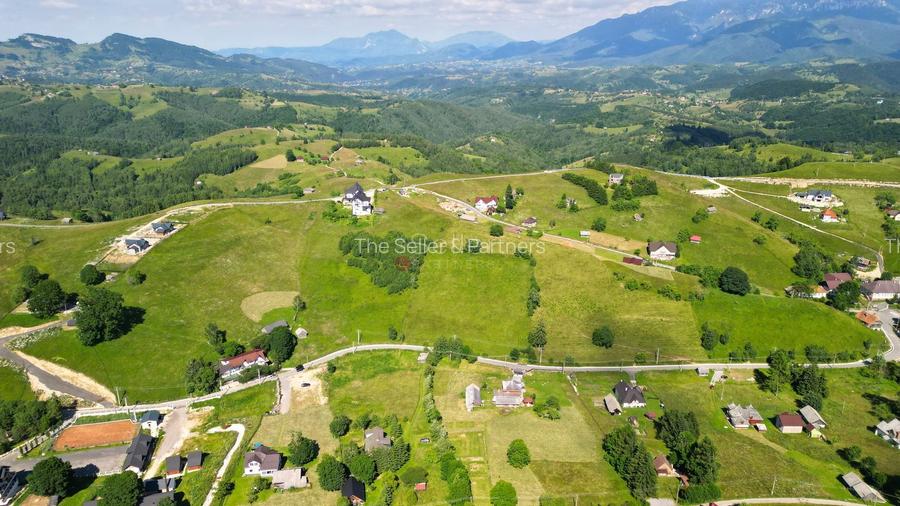 Teren intravilan - 6