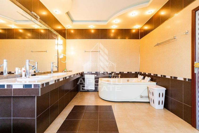 Vila cu 7 camere, curte proprie, loc de parcare, Dumbravita - 6