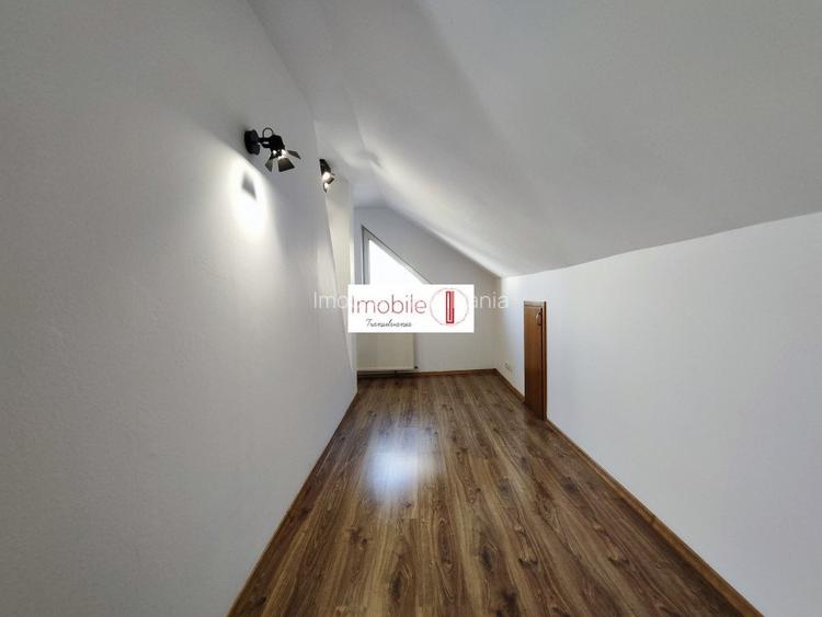 Vila moderna Zorilor  |  Parcare - 20