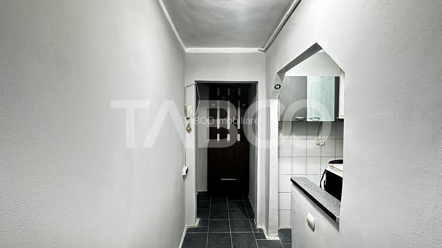 Apartament de inchiriat 2 camere utilate mobilate zona Vasile Aaron - 6