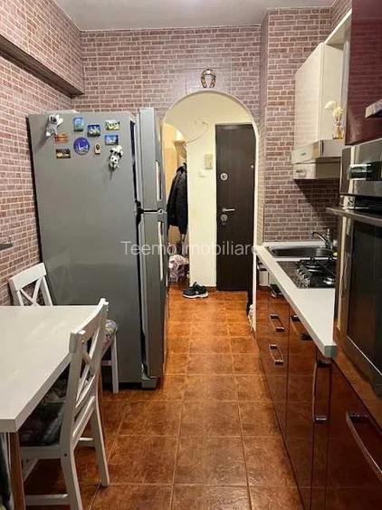 Apartament 2 camere, semidecomandat, 57 mp, ac, balcon, metrou, Piata Sudului - 4