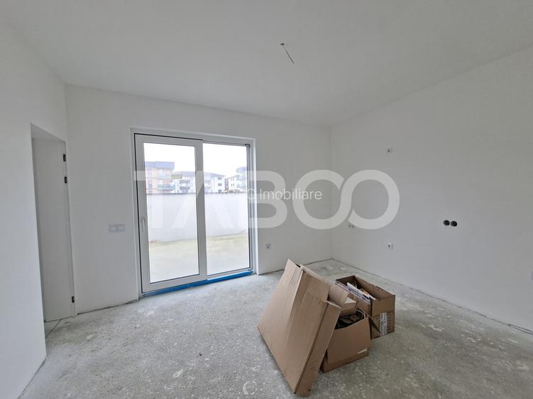 Casa tip duplex de vanzare cu acces auto curte terasa Selimbar - 8