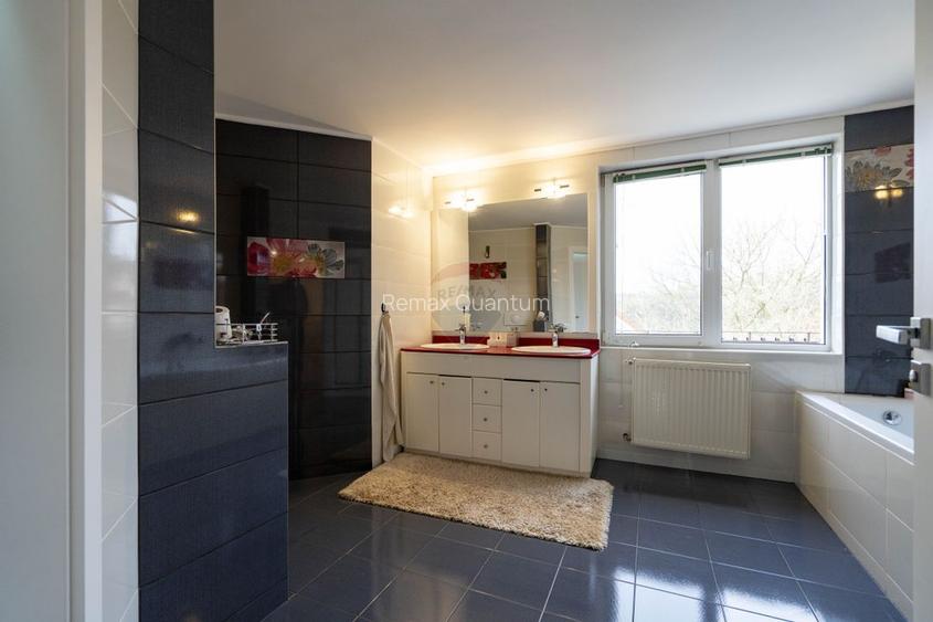 De vânzare casă cu 5 camere, ready to move.  în zona Oncea - 27