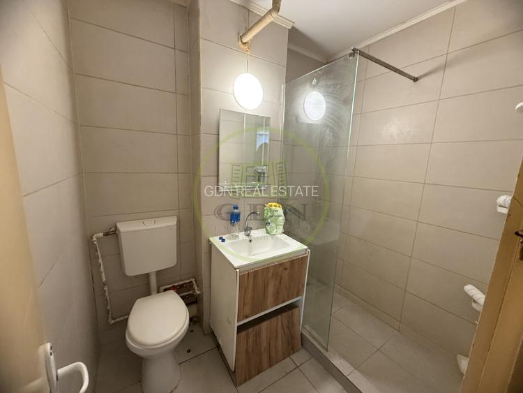 Apartament 4 camere, 76.55 mp, Calea București, zona Rotonda - 9