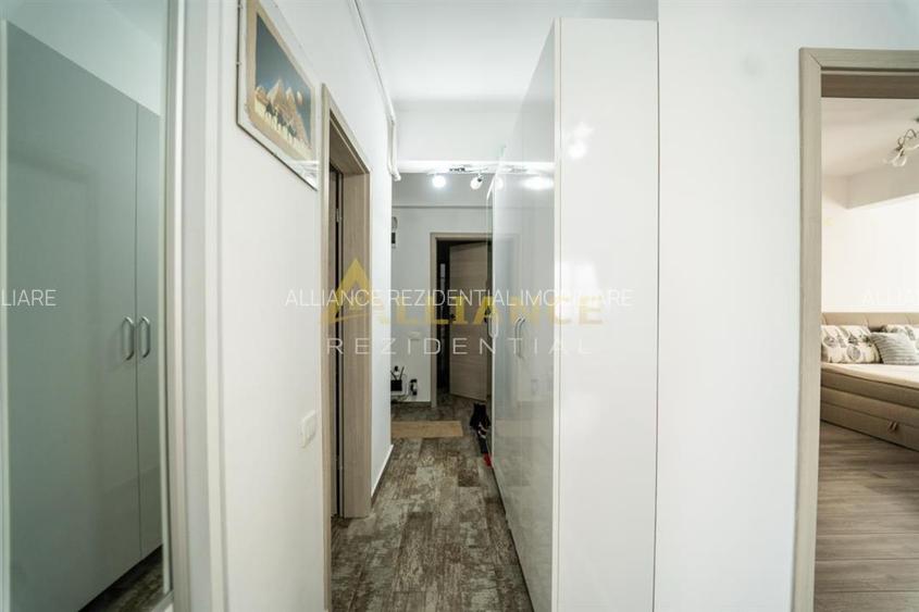 Apartament spatios cu 3 camere si 2 bai, situat în complexul Creative - 12
