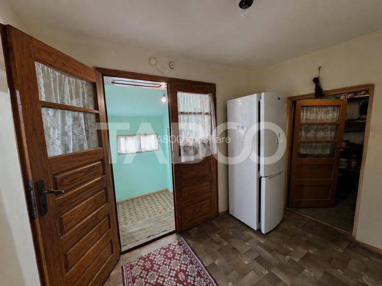 Casa individuala de vanzare Str Cimitirului nr 16 Selimbar- 250 teren - 2