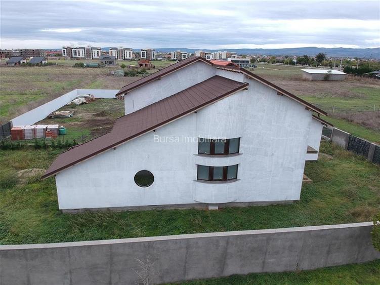 CASA P+E LA STADIU DE FINISAJE,  STR. CUZA VODA,  ZONA PETRESTI - 5