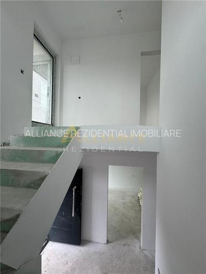 Vila P+1 cu 4 camere - 2 bai { Popesti Leordeni } - 8