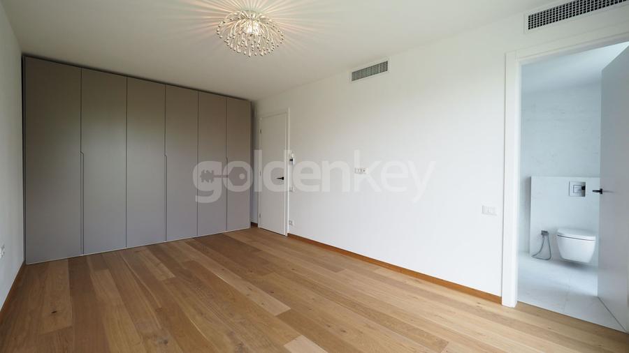 Vila contemporana cu 5 camere, finisaje premium si garaj
