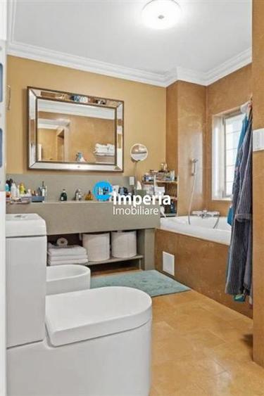 Vila deosebita cu piscina proprie, sector 6, Bucuresti