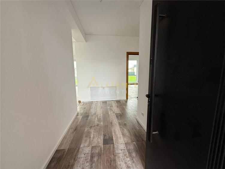 Casa moderna parter / 3 Camere / 2 Bai / Dressing / 2 minute STV