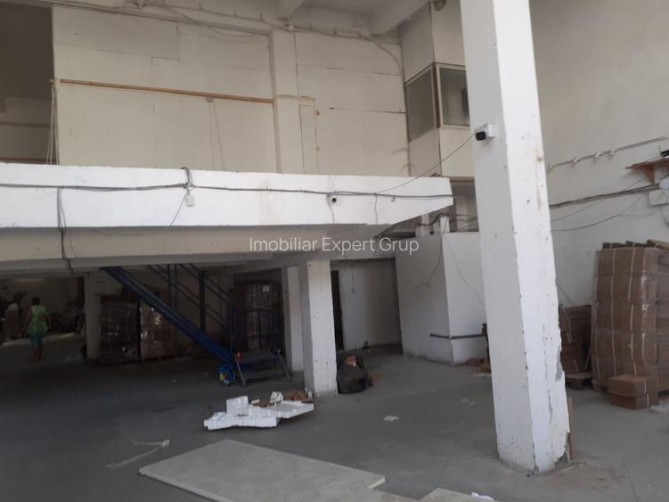 Zona metrou Republica - hala 350 mp - 2