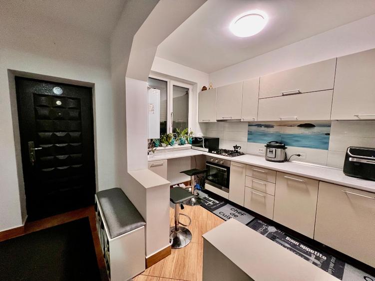 🏠Proprietar, vând vila P+1+M, curte proprie – Apărătorii Patriei - 5