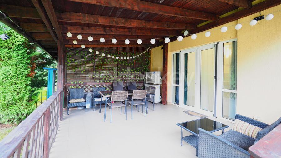 Vila insorita situata in complex langa Scolile Internationale - 9