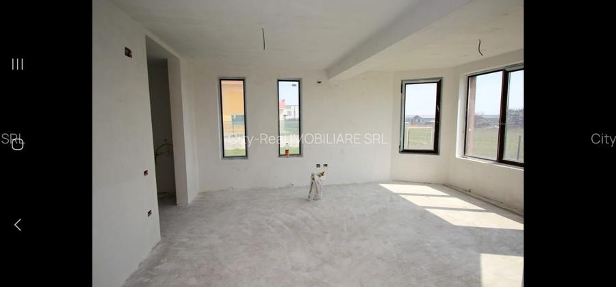 Casa in Cartierul Agigea ,O ZONA LINISTITA ,CU TOATE UTILITATILE - 4