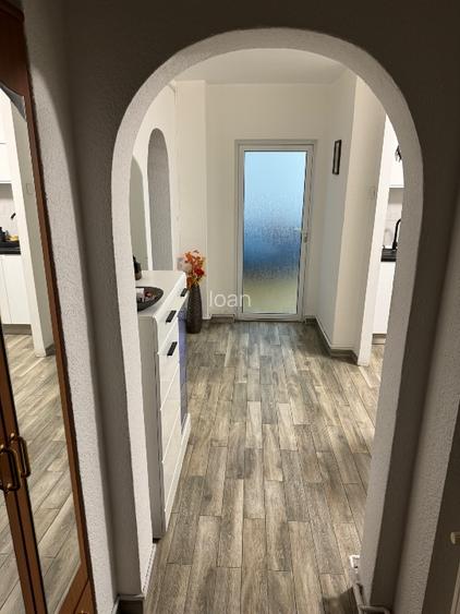 PROPRIETAR - De vânzare Apartament 3 camere, 2 băi, 2 balcoane, zona Hacienda - 10