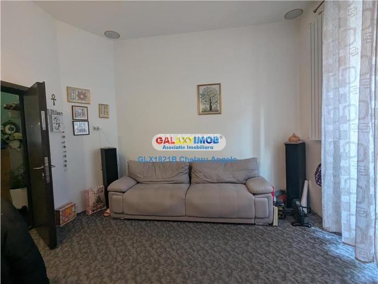 Armeneasca etaj vila 5 camere ,suprafata 200 mp, loc parcare - 9