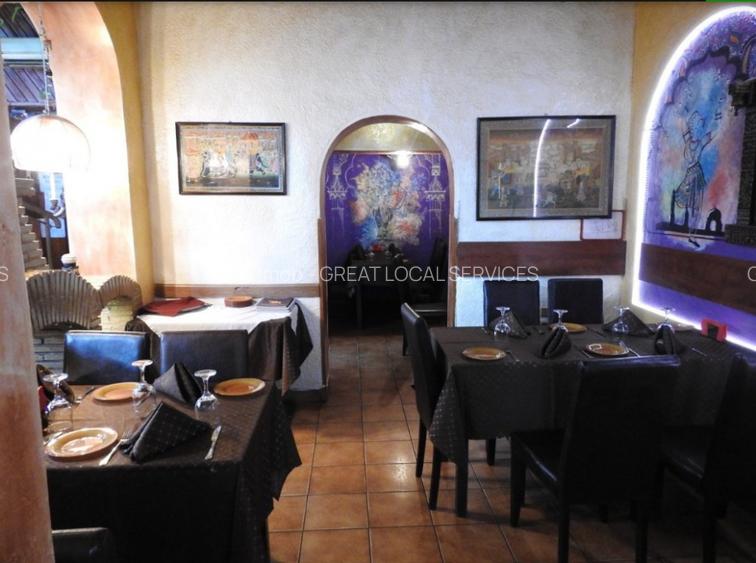 Locatie cunoscuta, situata central in  Foisorul de Foc, Mosilor, Traian, Dacia - 5