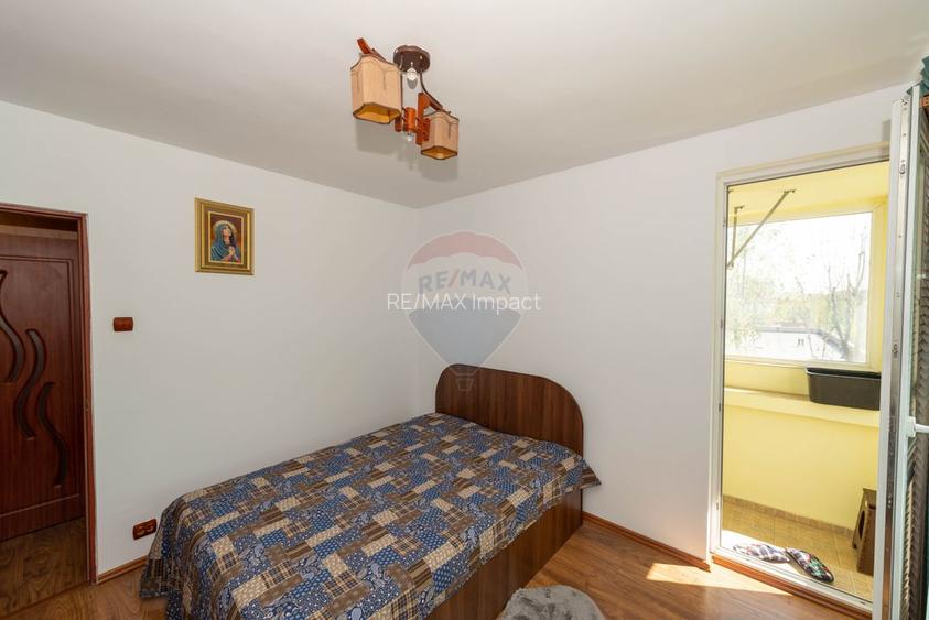 Apartament semidecomandat cu 3 camere de inchiriat Vasile Goldis Minis - 12