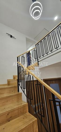 Duplex cu 4 camere, 3 bai, garaj, la asfalt,canalizare, Mosnita Noua - 9