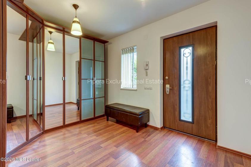 Casă individuală - 860 mp teren, 4 dormitoare si birou - 8