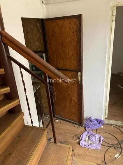 Vand casa P+M cu 4 cam.in zona 7 Noi. - 7