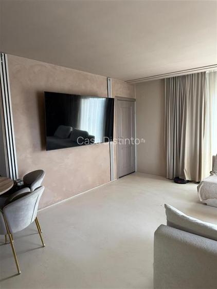 Casa deosebita cu 3 camere 7,5 ari - 8