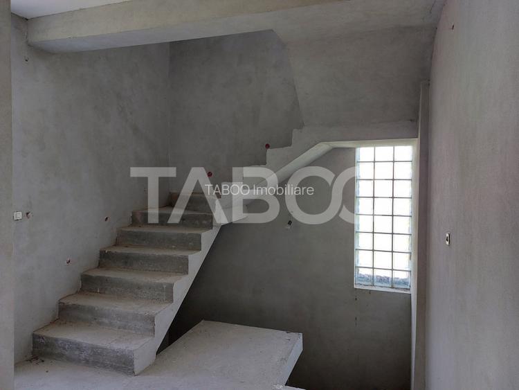 Casa deosebita 5 camere cu teren 2000 mp Sura Mare Hamba Sibiu - 24