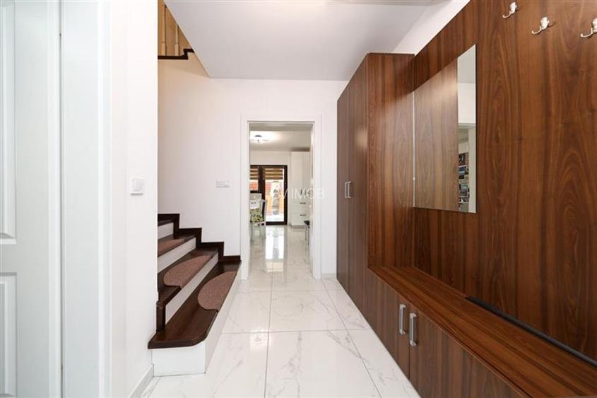 Vanzare Casa la cheie, constructie noua, intabulata,teren 680 mp - 40