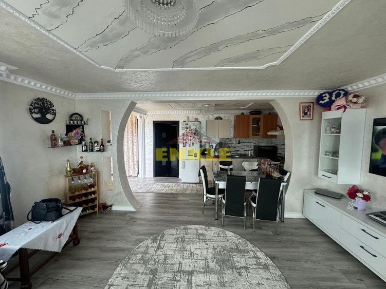 Casă de vânzare – Zona Lebăda - 2