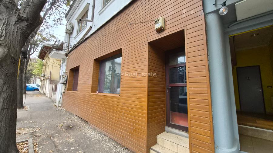 Imobil parter  - zona centrala -str Decebal colt cu Mircea cel Batran/84 mp - 2